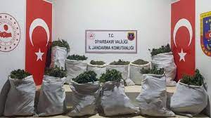Diyarbakır'da 240 kilogram uyuşturucu madde ele geçirildi